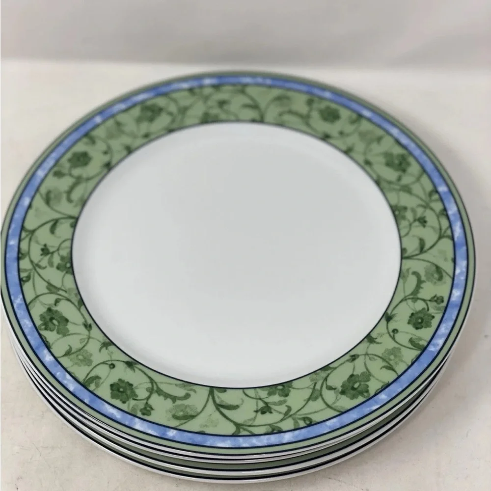 Wedgwood Watercolour 10 - 3/8" Dinner Plate - Picture 1 of 8